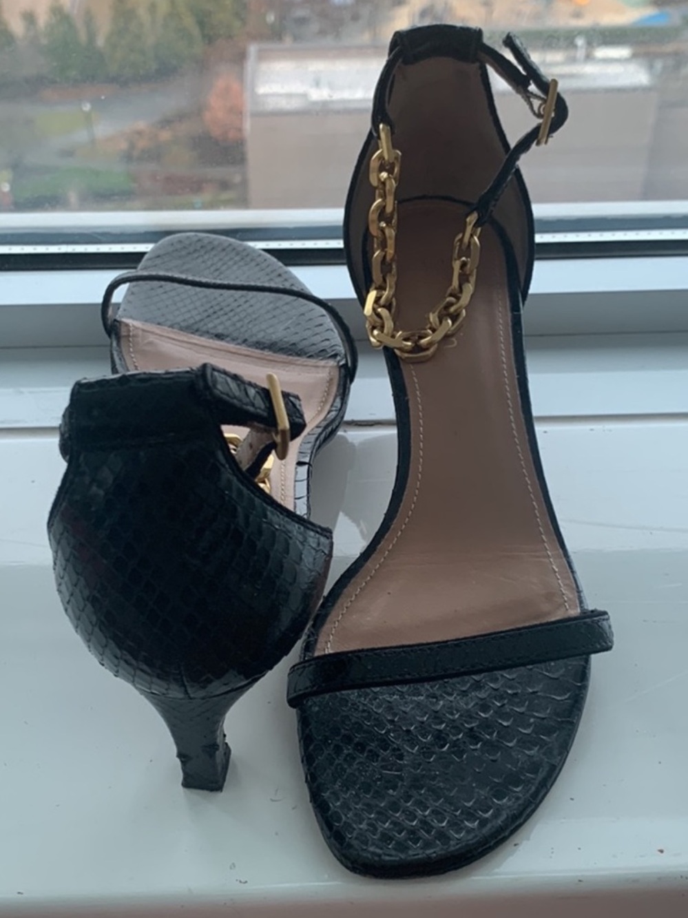 Calvin Klein Collection Black Open-Toe Ankle-Strap Sandals with Gold Chain - Picture 4 of 7